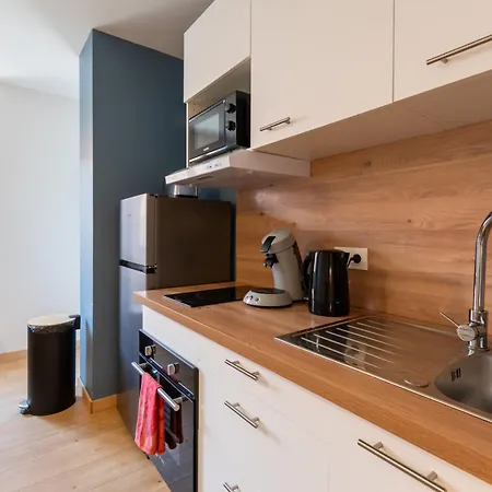 Cote Pyrenees - 9 Min Des Sanctuaires - Moderne & Equipe - Jusqu'a 4 Couchages Apartmán *