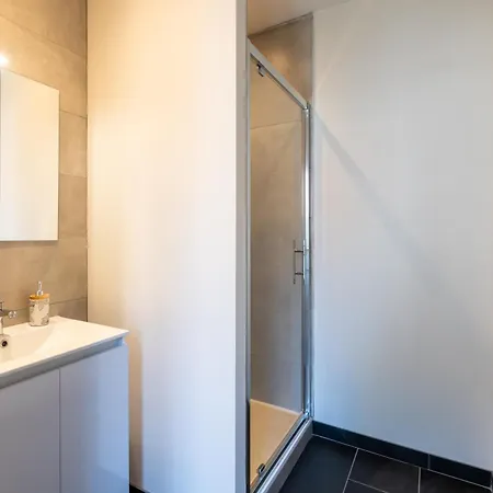 Cote Pyrenees - 9 Min Des Sanctuaires - Moderne & Equipe - Jusqu'a 4 Couchages Apartmán *